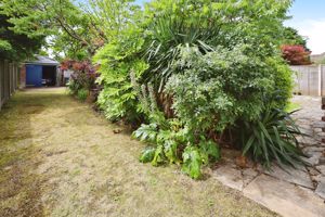 Driveway to Garage- click for photo gallery